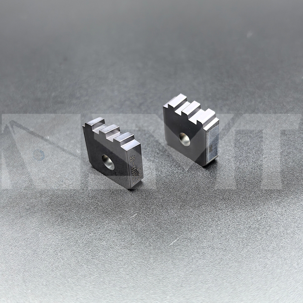 API Buttress Chasers-C5BN1-3F