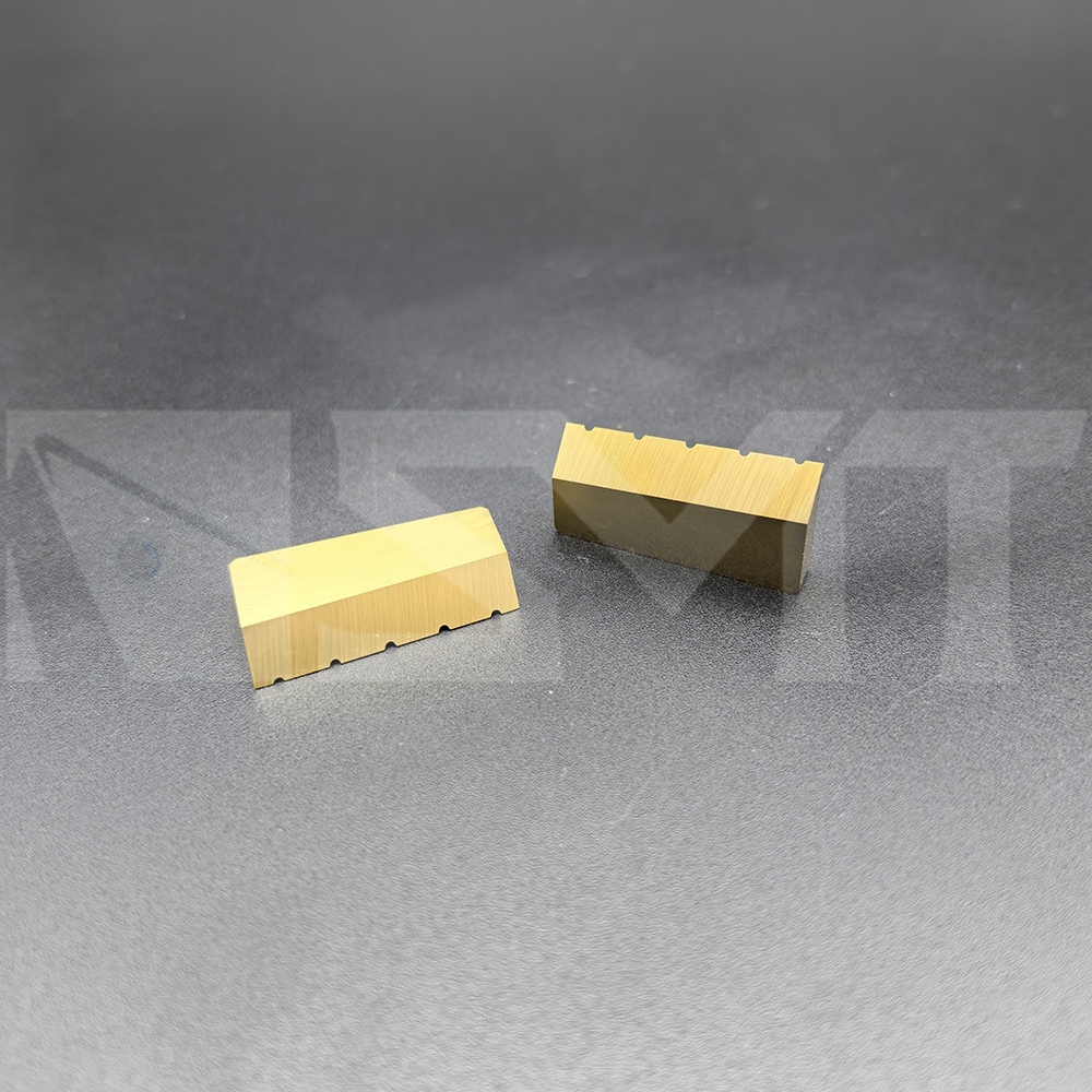 Carbide API chipbreaker-TG3-3